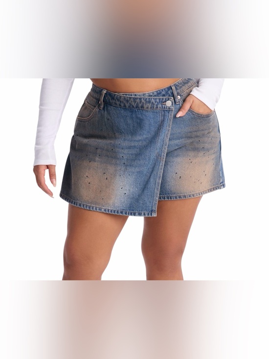 Fashion Nova Pants - Y2K Vintage Wash Denim Wrap Skort – XL